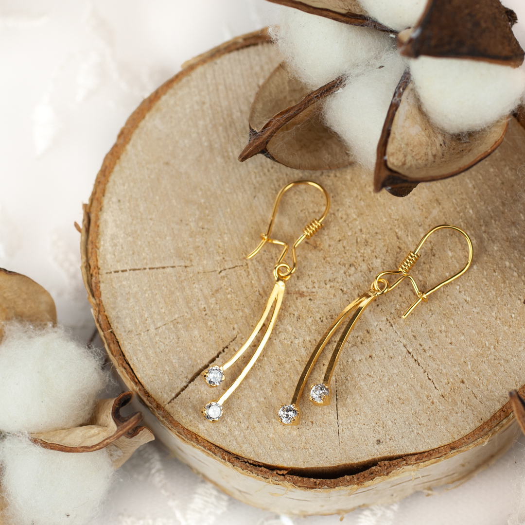 Komplet biżuterii z cyrkoniami z pozłacanego srebra próby 925 kolczyki i wisiorek KPL0700